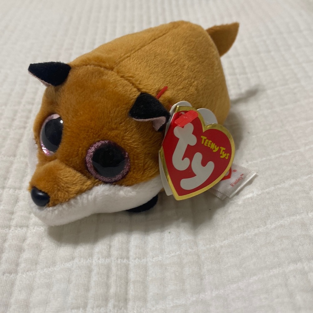 Ty teeny mini fox beanie baby nwt